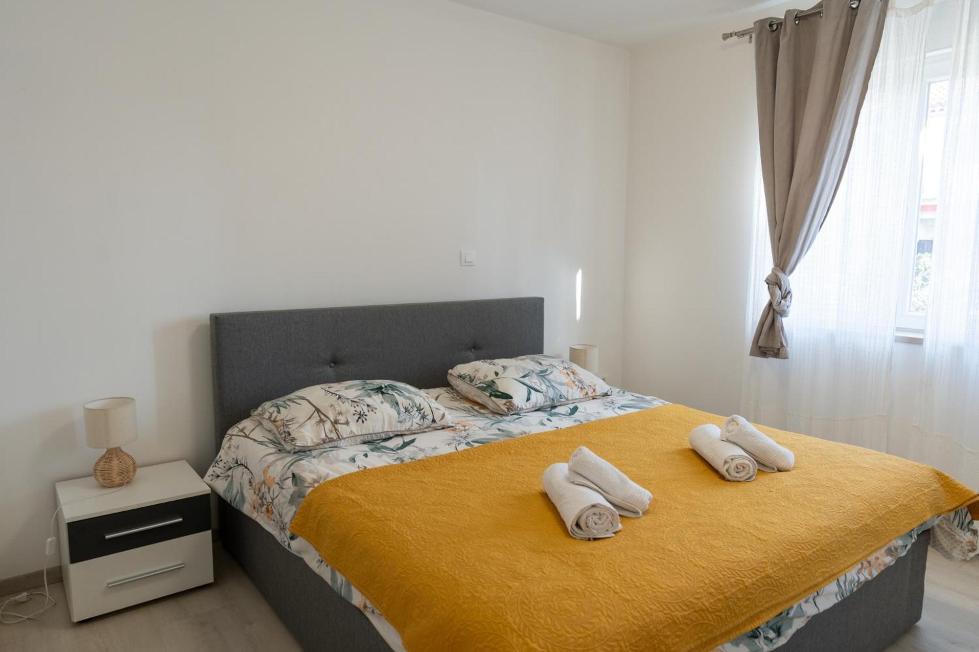 Two-Bedroom Apartment Rea In Rovinj Extérieur photo
