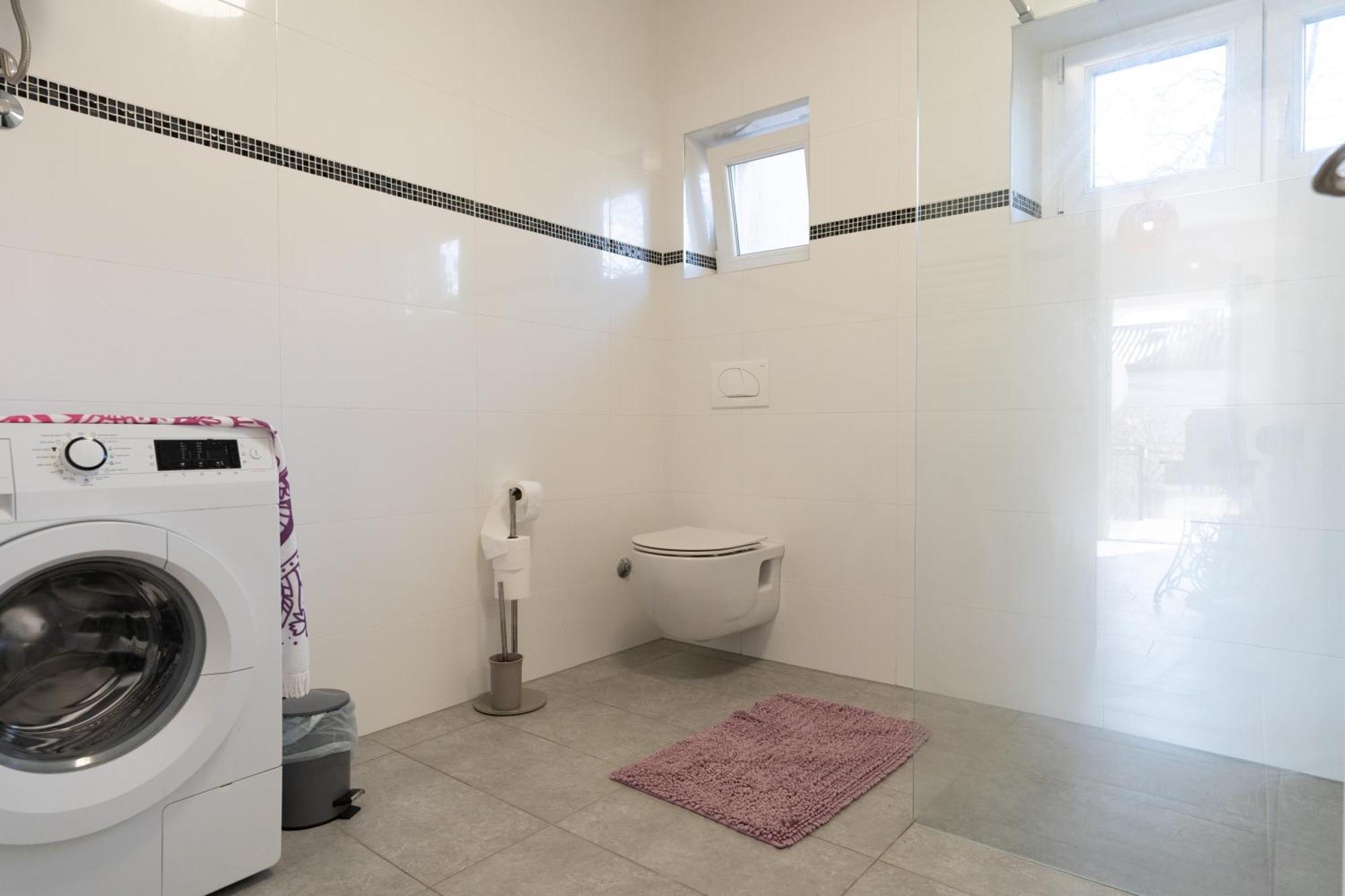Two-Bedroom Apartment Rea In Rovinj Extérieur photo